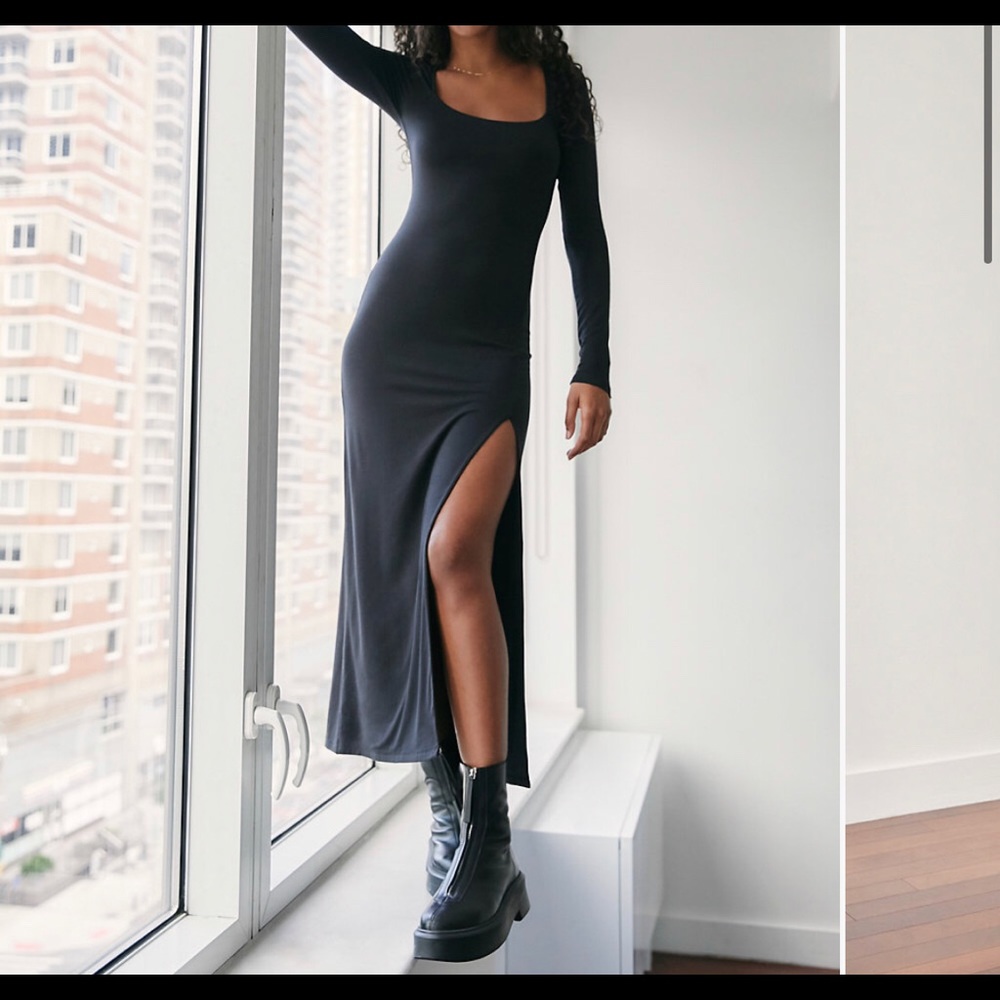 Wilfred aritzia XXS black midi dress w/ slit